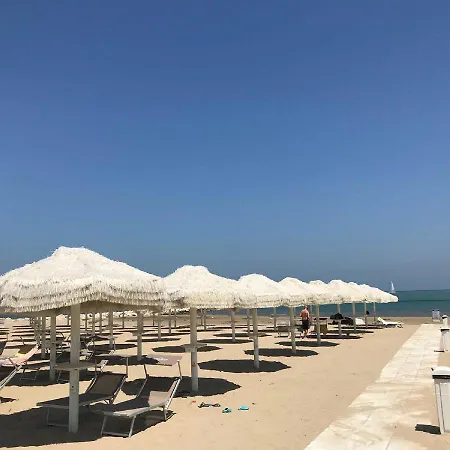 Apartament Casa Miro' Vicinissima Al Mare E Parcheggio Privato Gratuito Se Disponibile Pescara