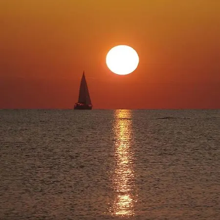 Apartment Casa Miro' Vicinissima Al Mare E Parcheggio Privato Gratuito Se Disponibile Pescara