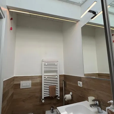 Casa Miro' Vicinissima Al Mare E Parcheggio Privato Gratuito Se Disponibile Apartament *